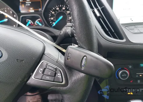 2019 Ford Escape Se z USA, uszkodzony, nr VIN 1FMCU0GD0KUB61787